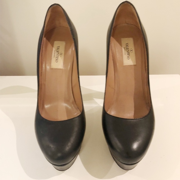 AUTHENTIC VALENTINO Black Leather Platform heel - Picture 2 of 4